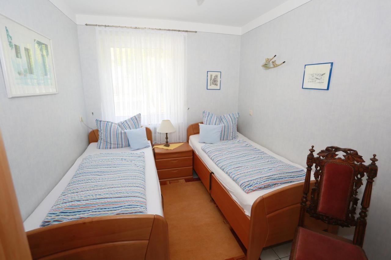 Ferienwohnung Moselblick-Stein ฟาลวิก ภายนอก รูปภาพ